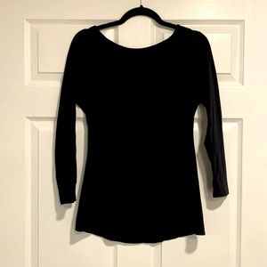 Lululemon black 3/4 sleeve top size 10